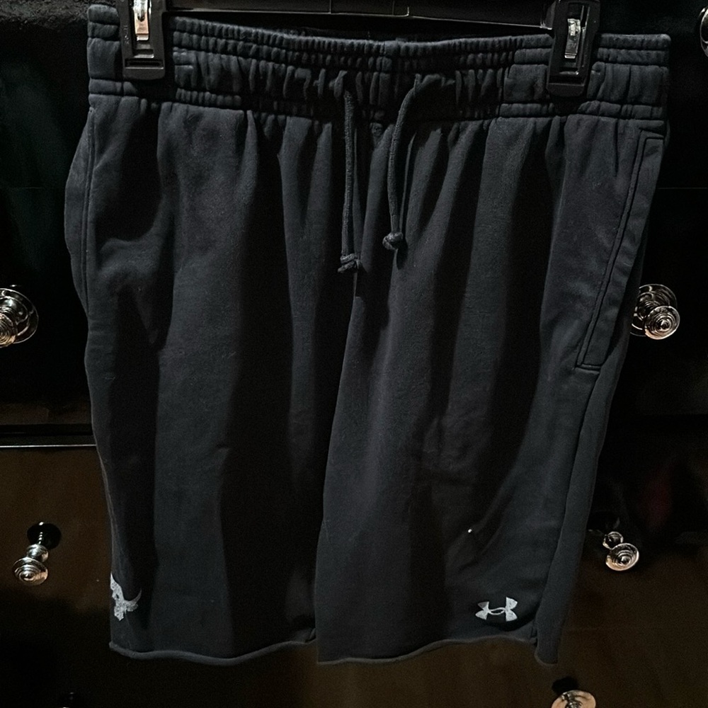 Project rock cotton men’s size large